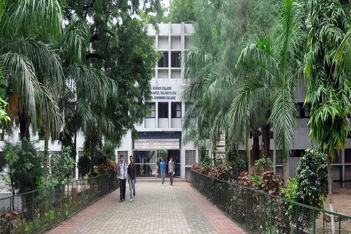 https://cache.careers360.mobi/media/colleges/social-media/media-gallery/16531/2018/12/11/Campus View of Shri DN Institute of Business Administration Anand_Campus-View.jpg